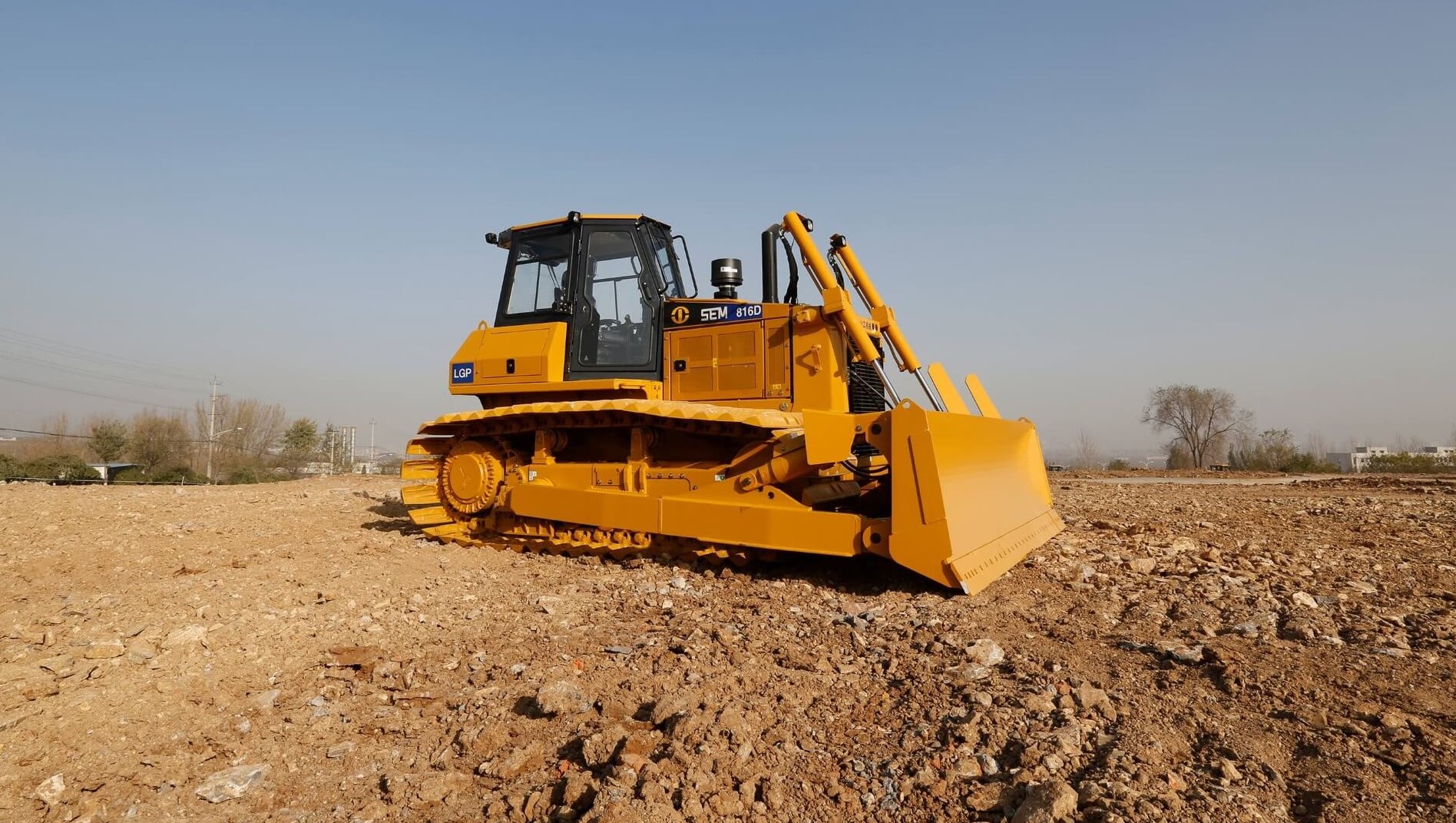 Бульдозер SEM 816 D
